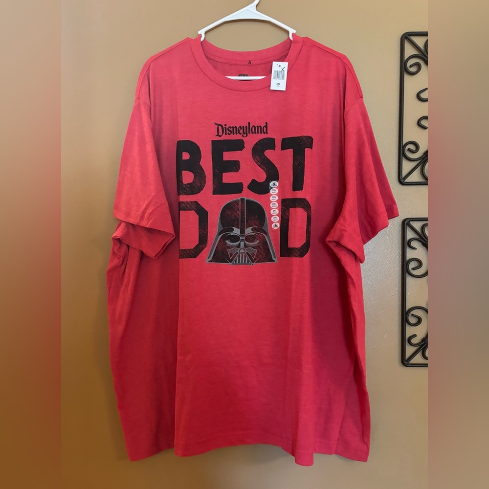 Disney Red Darth Vader Men’s Shirt - Best Dad Design 2XL